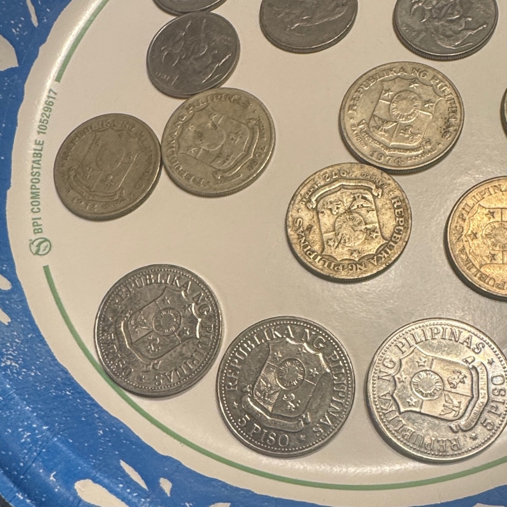 Assorted Philippine Coins Collection - Picture 10 of 15